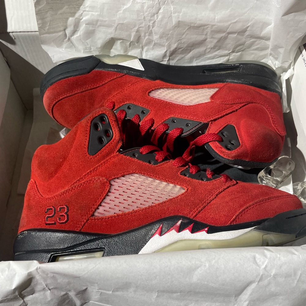 Air Jordan 5 Raging Bull (2021) - Picture 15 of 16